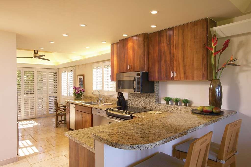 Puunoa Beach Estates, A Destination By Hyatt Residence Lahaina Room photo